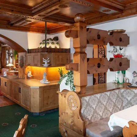 Metzgerwirt Hotel 3*
