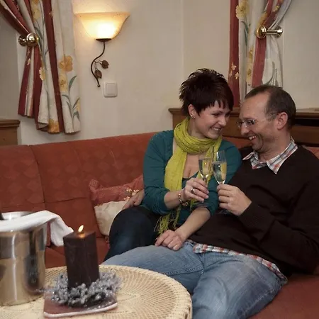 美思戈尔维尔特酒店 3*