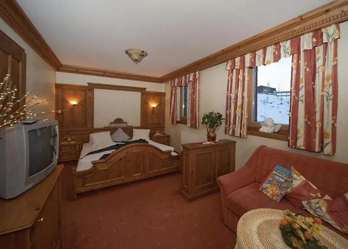 美思戈尔维尔特酒店 菲伯布伦