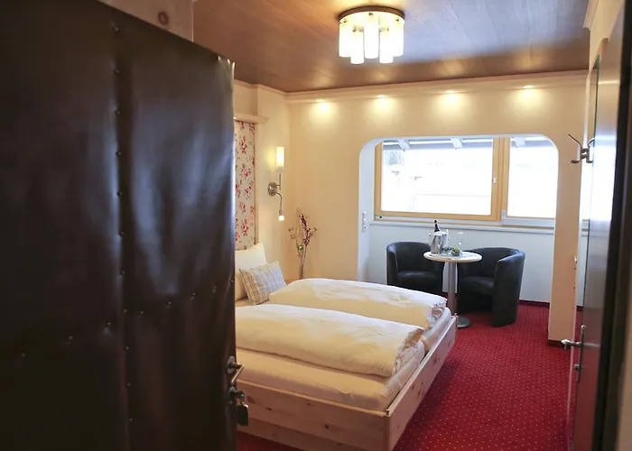 美思戈尔维尔特酒店 3*