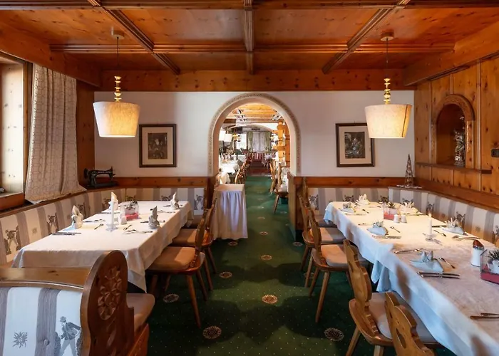 美思戈尔维尔特酒店 菲伯布伦